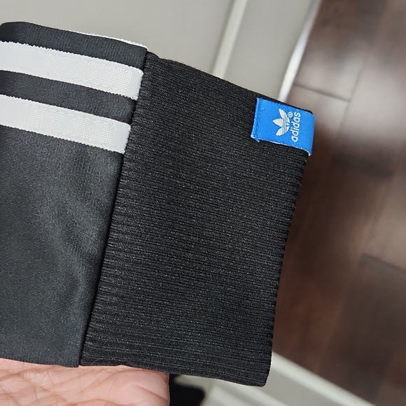 Small Adidas Jacket - Picture 5 of 6